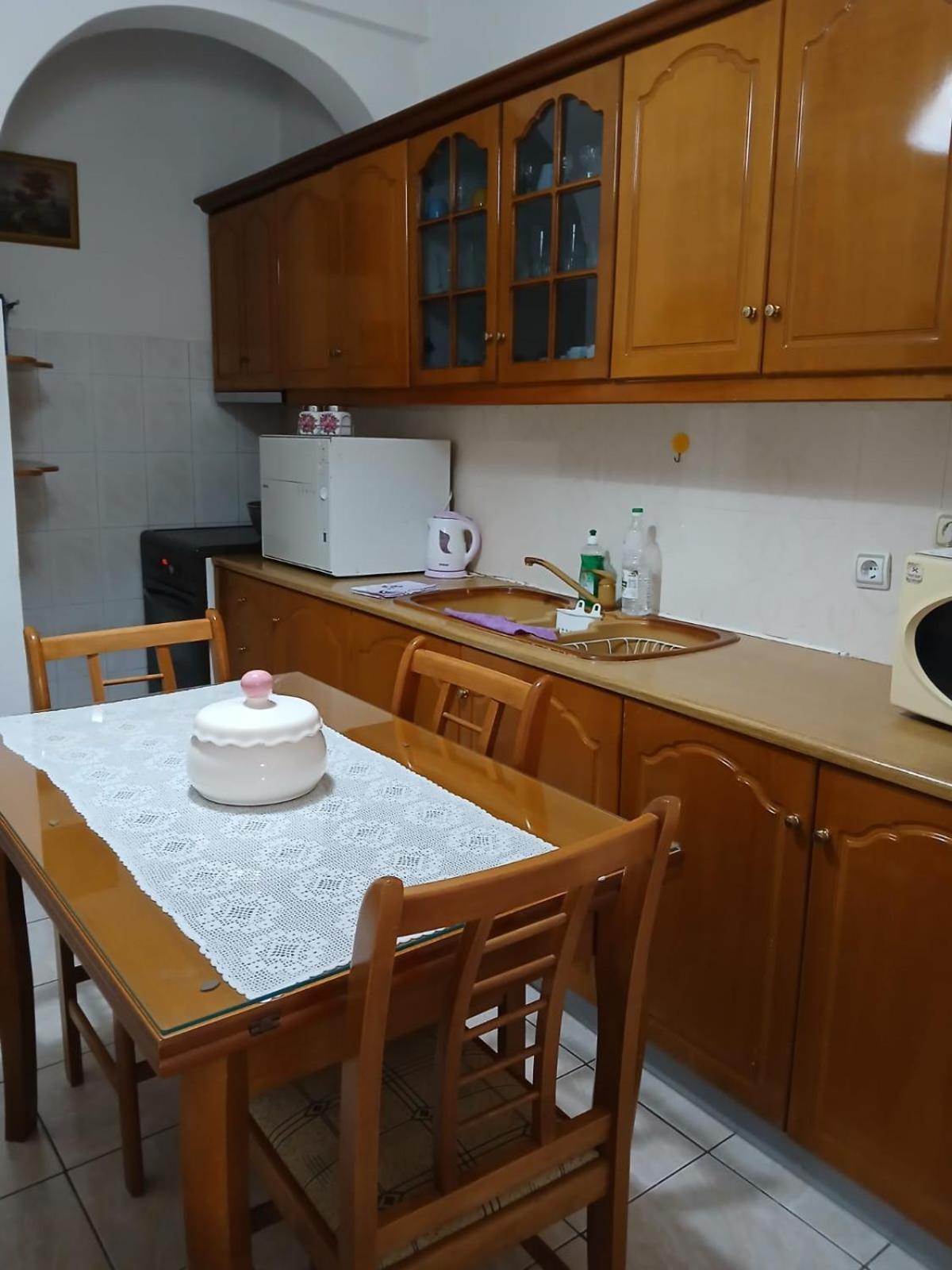 Goni Guest House ساراندا المظهر الخارجي الصورة